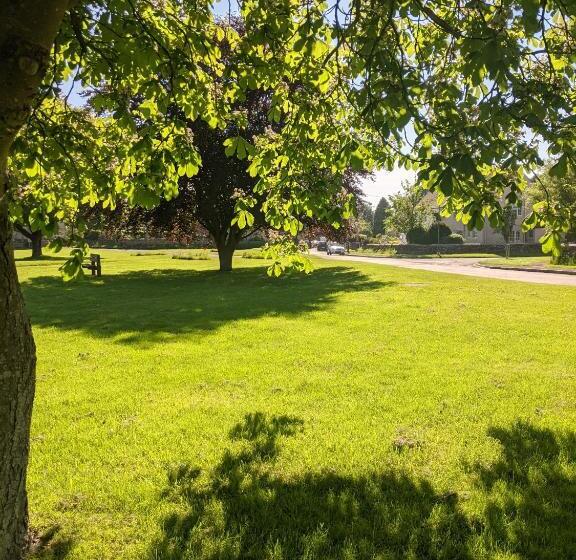 旅馆 The Keepers Arms