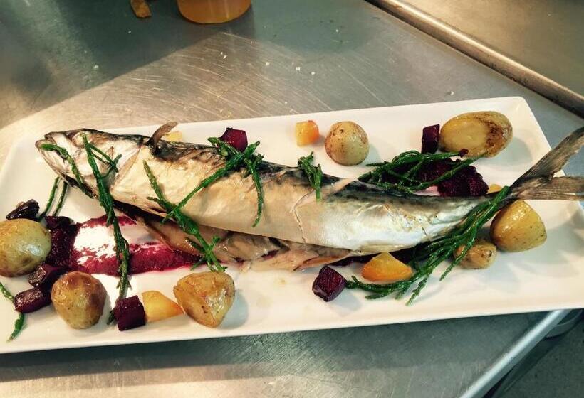 فندق صغير The Poltimore Inn