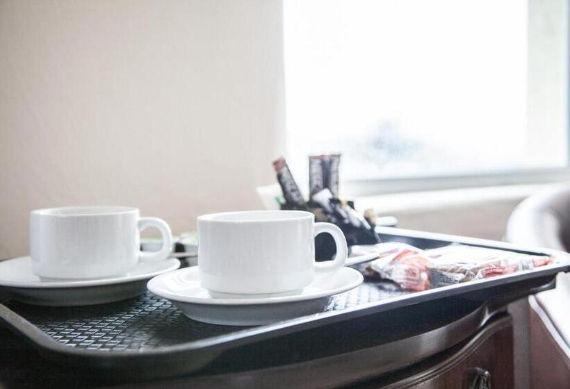 فندق صغير The Poltimore Inn