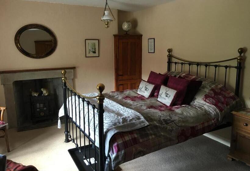 Общежитие The Street Head Inn