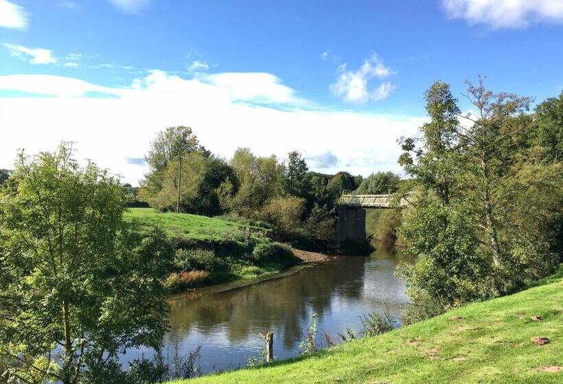 فندق صغير The Talbot At Knightwick