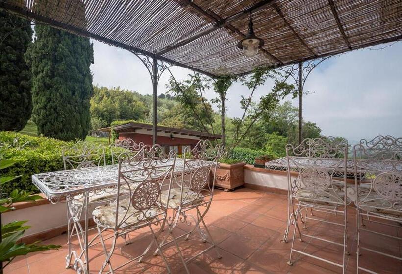 Podere Rosso Baccarà   Bed & Breakfast