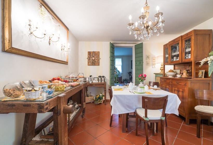 Podere Rosso Baccarà   Bed & Breakfast