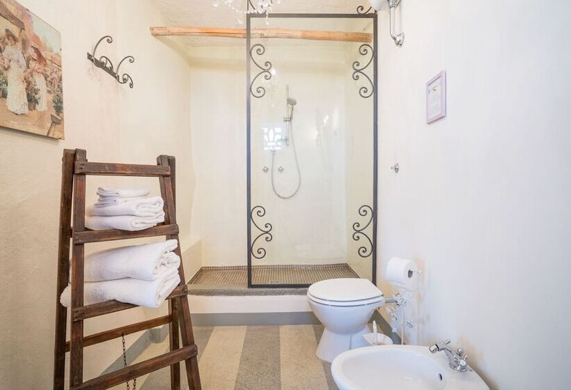 Podere Rosso Baccarà   Bed & Breakfast