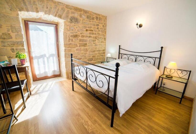 צימר Chambres D Hôtes Entre Dolmens Et Fontaines