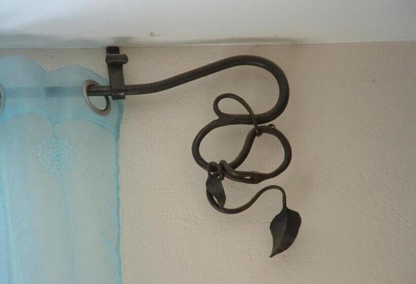 مبيت وإفطار Chambres D'hôtes Le Forgeron