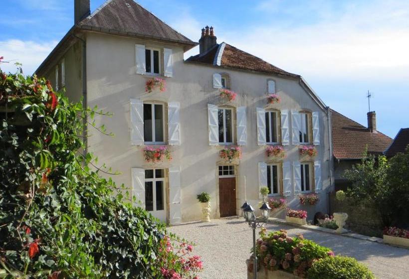 Bed and Breakfast Le Bailli De Montsaugeon