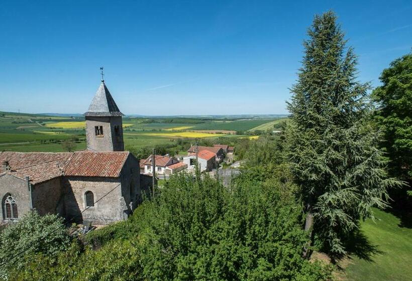 Bed And Breakfast Le Château De Morey