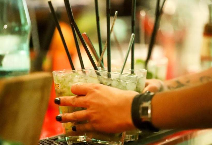 민박 Hôtel De La Distillerie