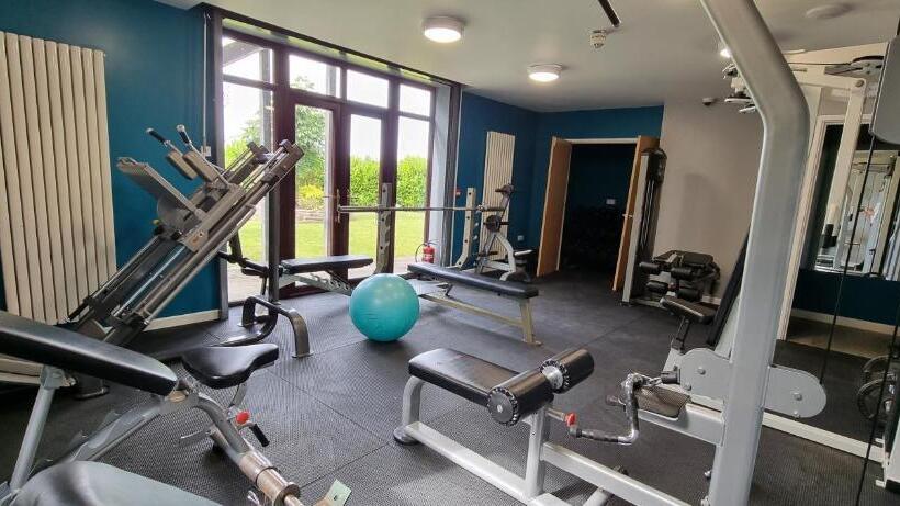 مبيت وإفطار Llety Cynin