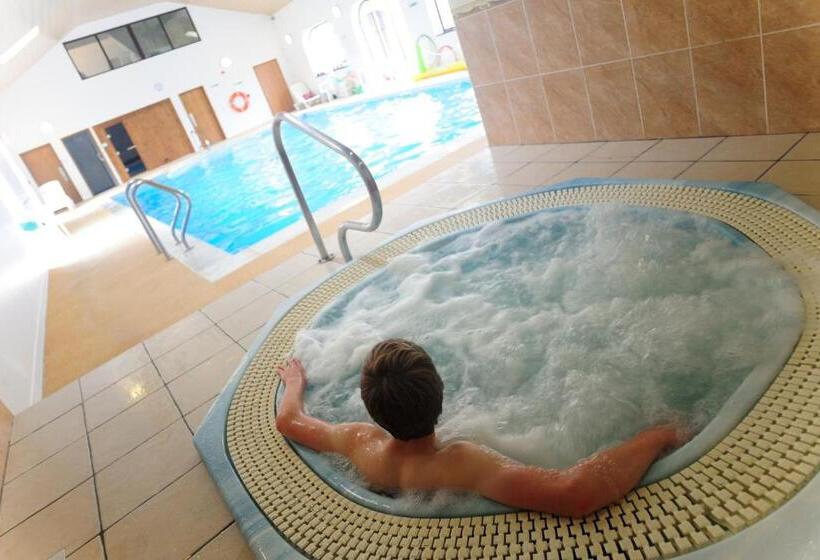 مبيت وإفطار Llety Cynin