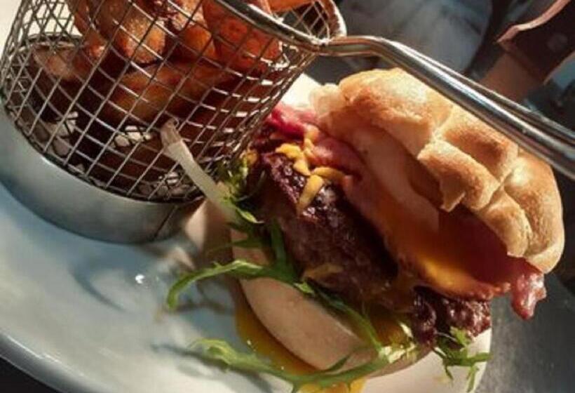 צימר Mason's Arms