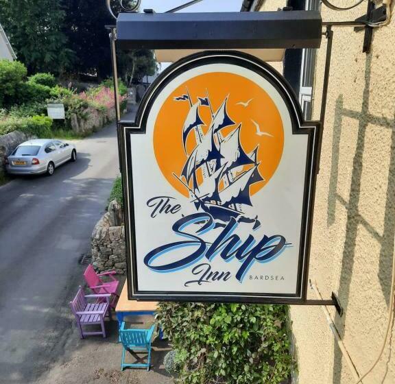 ベッドアンドブレックファースト The Ship Inn