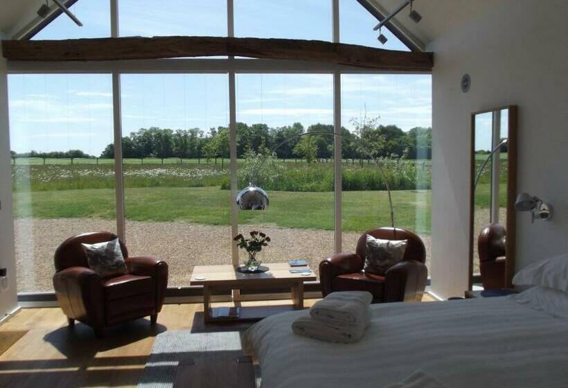 مبيت وإفطار The Suites At Pannells Ash