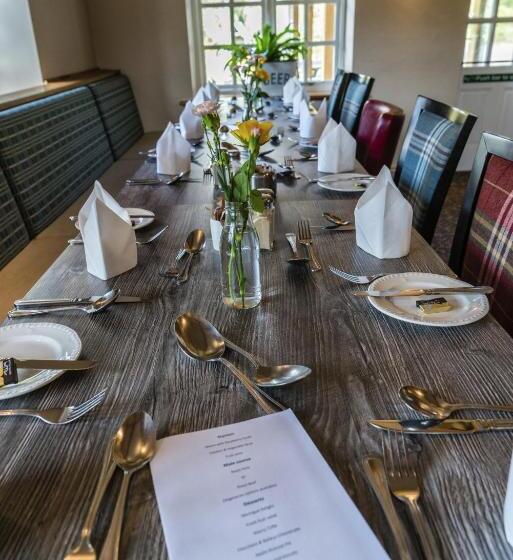 مبيت وإفطار The Waie Inn