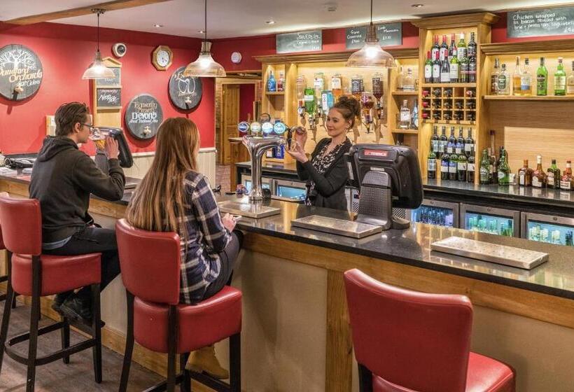 مبيت وإفطار The Waie Inn