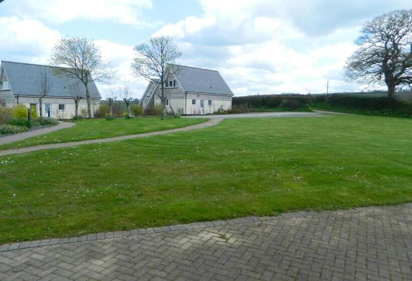 مبيت وإفطار The Waie Inn