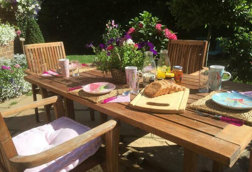 Bed and Breakfast Tirol House