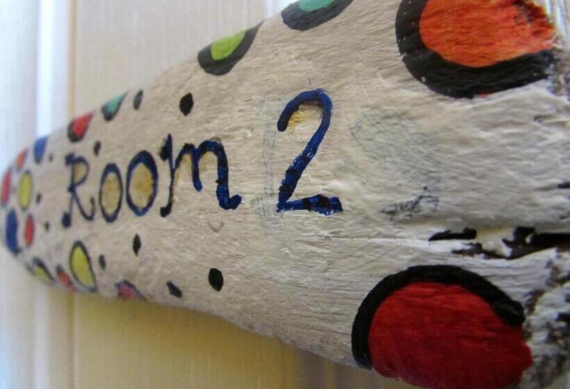 Bed and Breakfast Western House