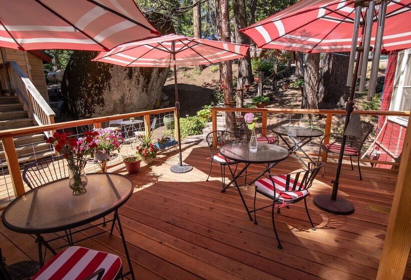 Bed and Breakfast Elliott House Boutique Inn