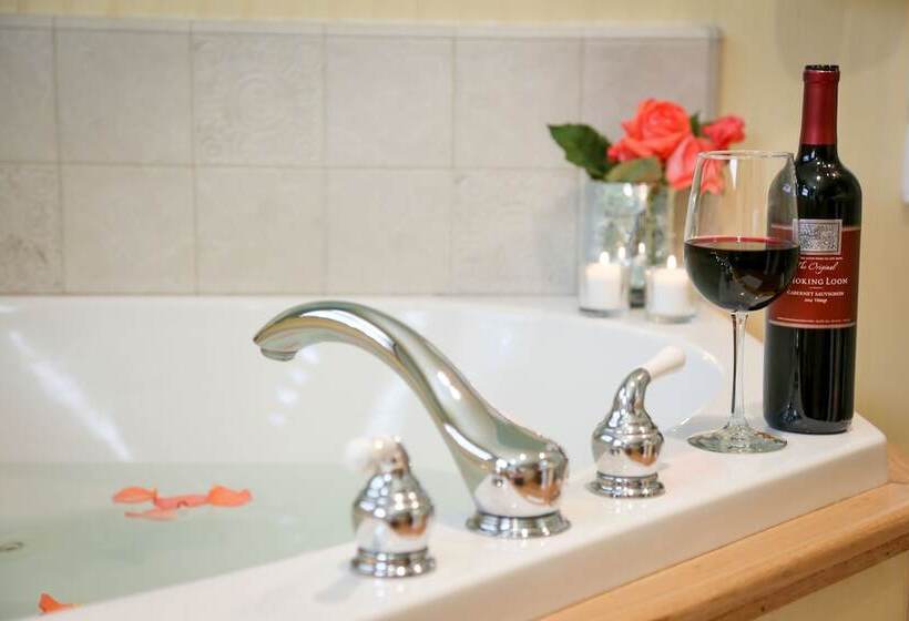 Bed and Breakfast Elliott House Boutique Inn