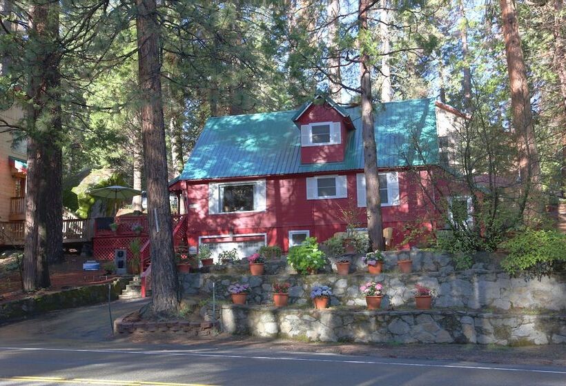 Bed and Breakfast Elliott House Boutique Inn