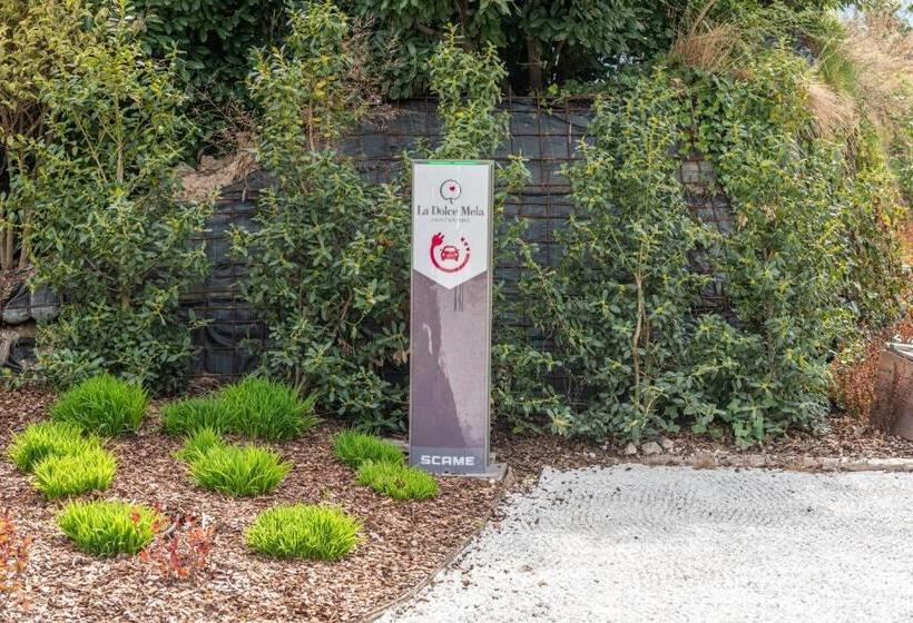 בית מלון כפרי Agritur La Dolce Mela   Adults Only