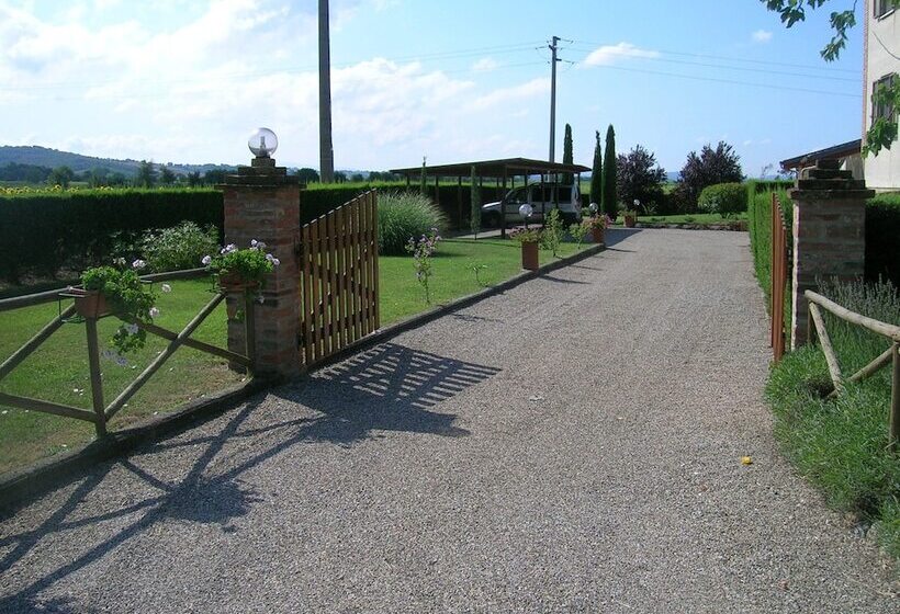 בית מלון כפרי Agriturismo Le Rondinelle