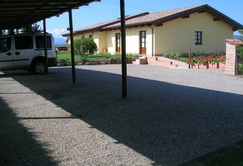 בית מלון כפרי Agriturismo Le Rondinelle