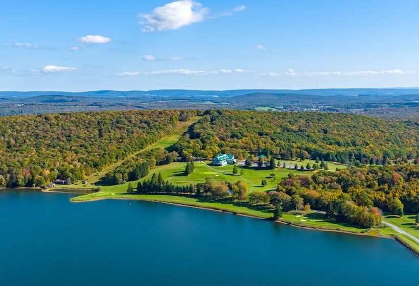 فندق Alpine Lake Resort