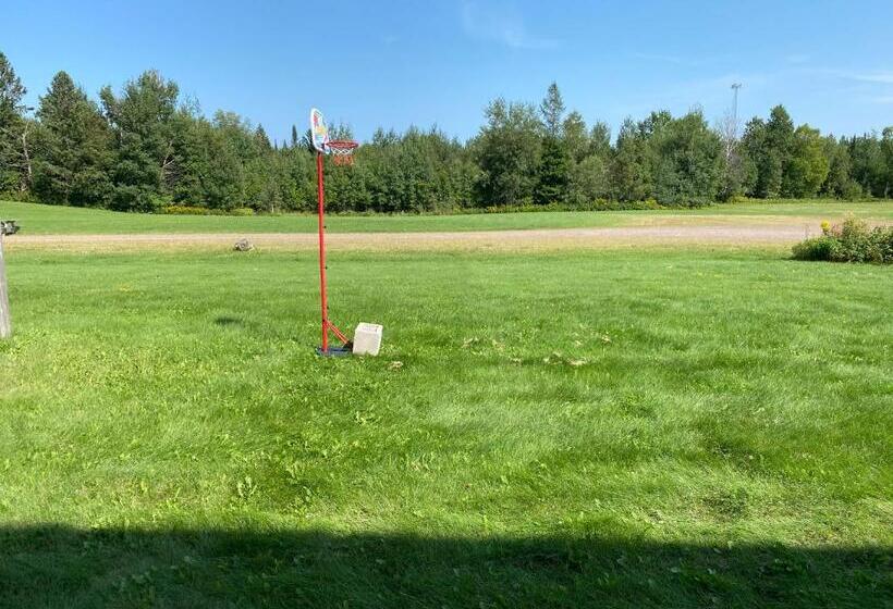 فندق Amerivu Inn