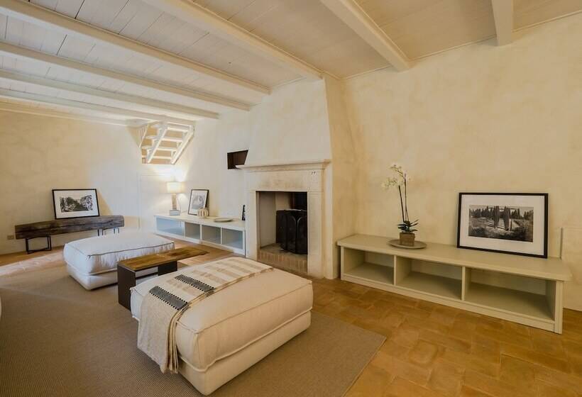 Отель Argiano Dimore Wine Relais