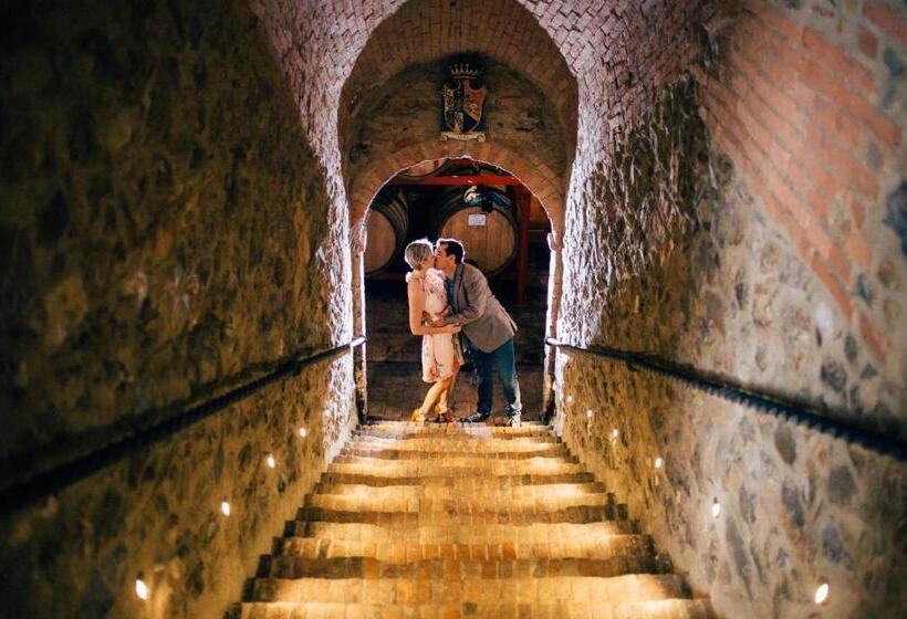 Отель Argiano Dimore Wine Relais