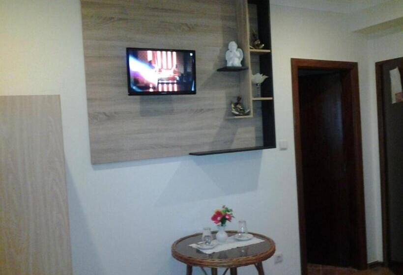 בית מלון כפרי Azibo E Restaurante