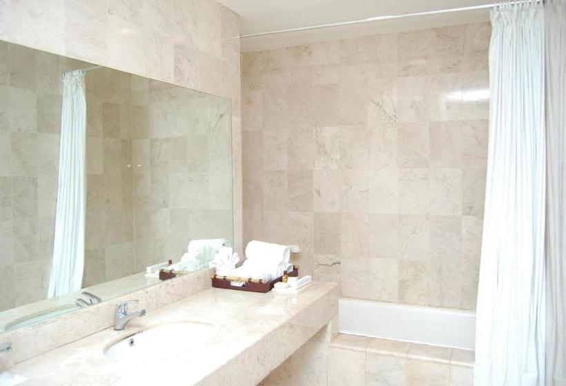 Отель Ebony Batulicin