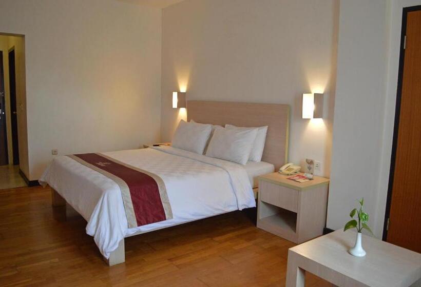 هتل Ebony Batulicin