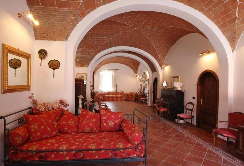 فندق Fattoria Di Collemezzano