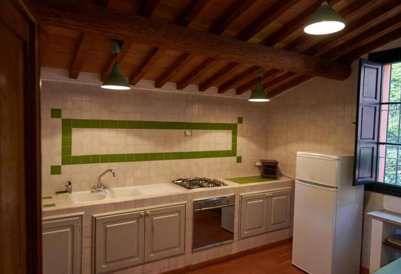 فندق Fattoria Di Collemezzano