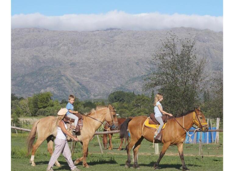 فندق Granja El Aromo