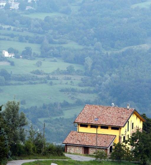 ホテル Green Park Monastero