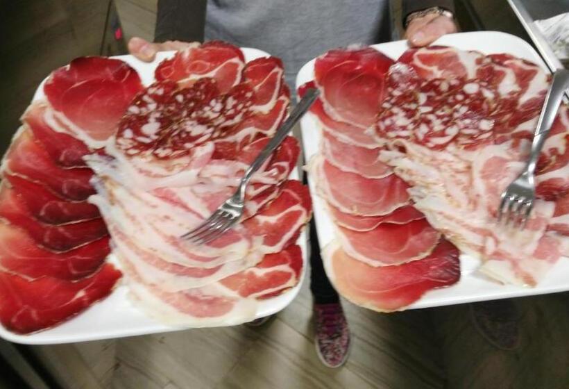 בית מלון כפרי I Gelsi E I Castagni