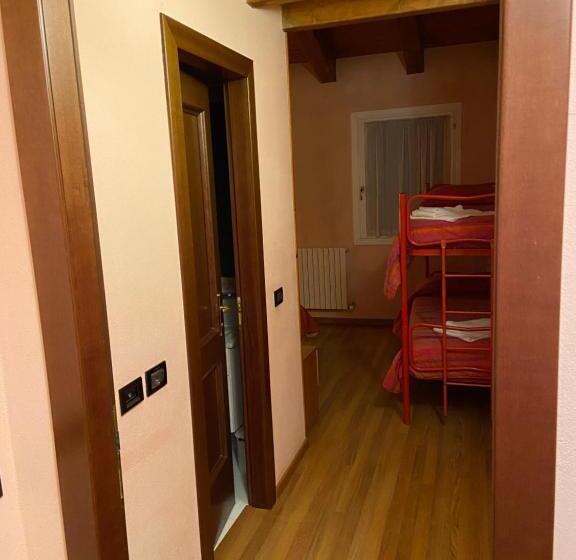 בית מלון כפרי La Piazzetta