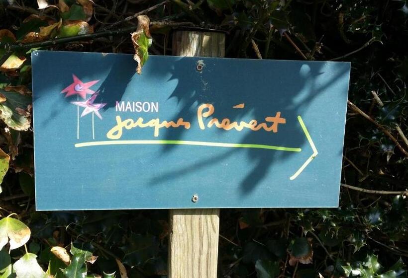 בית מלון כפרי La Roche Du Marais