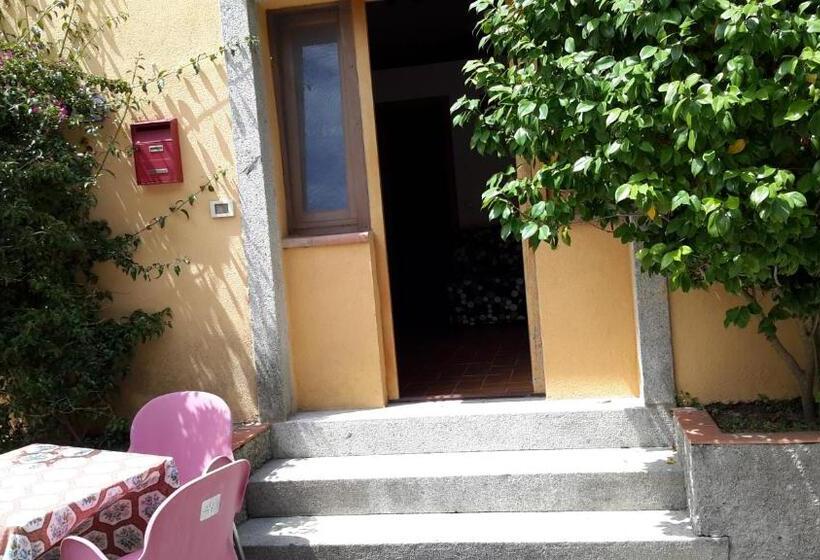 בית מלון כפרי La Rosa