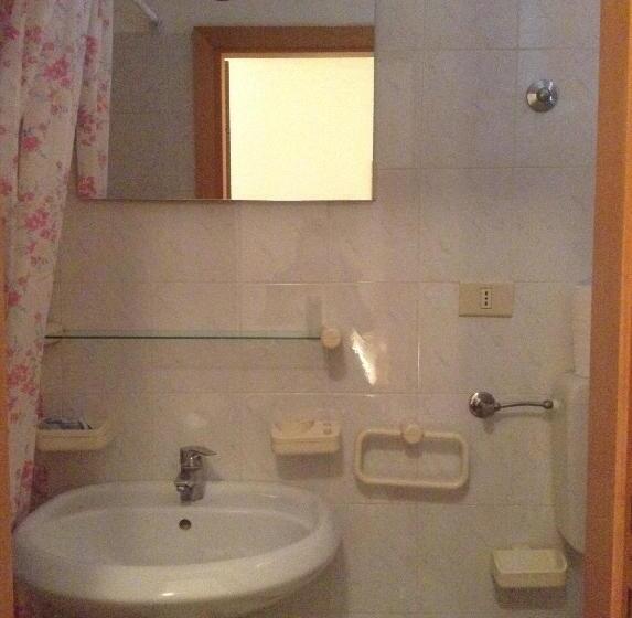 בית מלון כפרי La Rosa