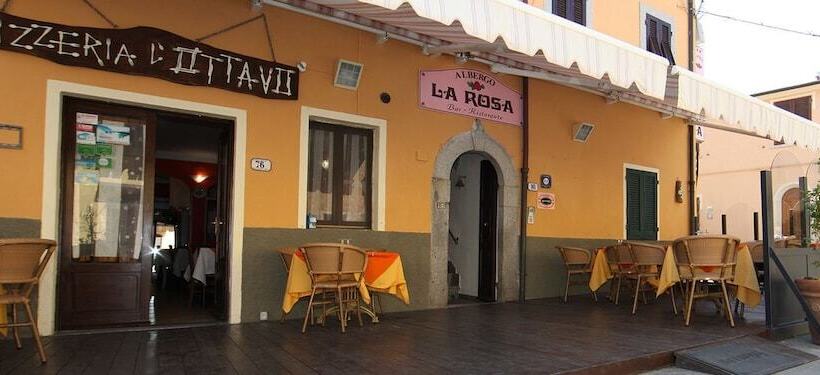 בית מלון כפרי La Rosa