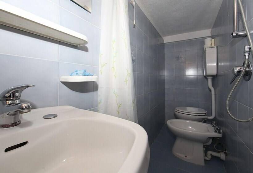 בית מלון כפרי La Rosa