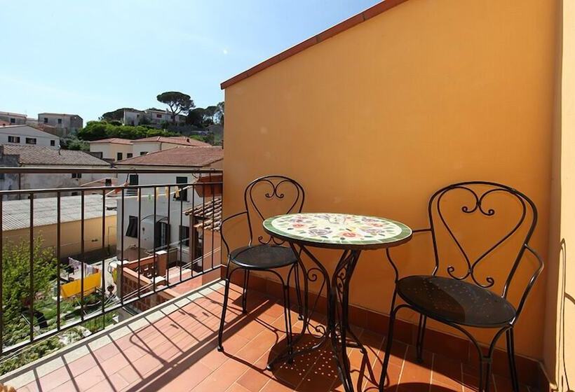 בית מלון כפרי La Rosa