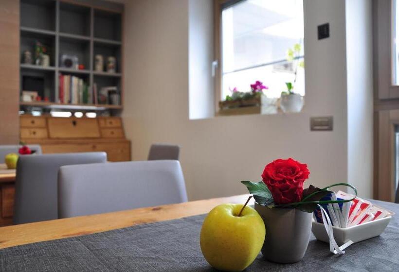 فندق Nonsolomele