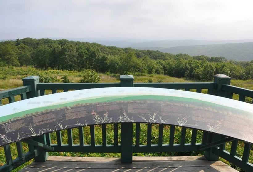 호텔 Shepherd Mountain Inn & Suites